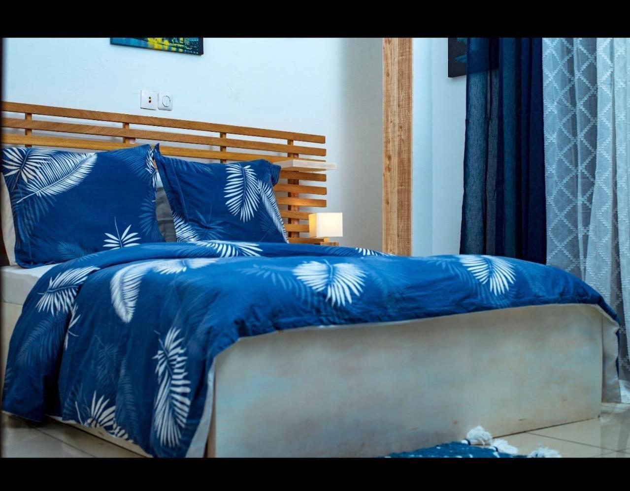 Appartement Cosy Goldy Bonapriso Douala Bagian luar foto